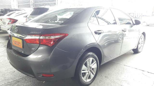 COROLLA GLI 1.6 FLEX AUT MOD 2016 - Foto 5