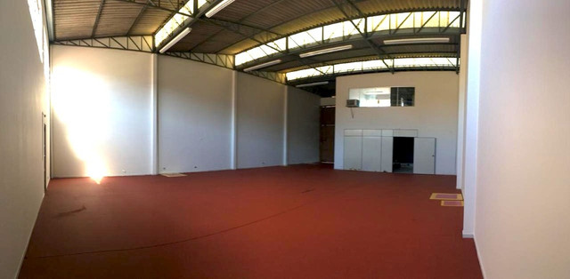 Alugo Sala Coml/Depósito c/ 290 m2 na R. Cuiabá no Alto Alegre - Cvel-PR - Foto 6