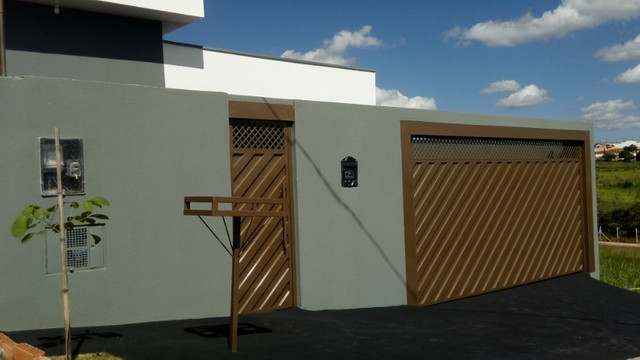 Casa no Interior ,Presidente Prudente Vendo ou Troco por Apartamento na Praia