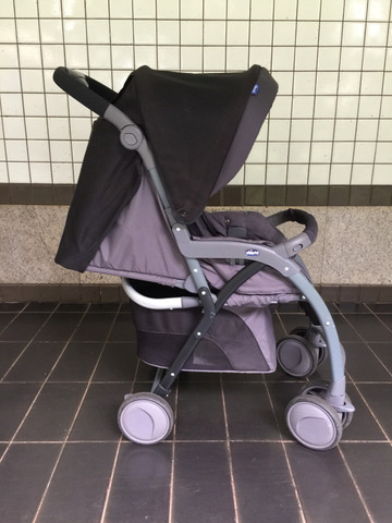 Carrinho passeio Chicco Simplicity - Foto 5