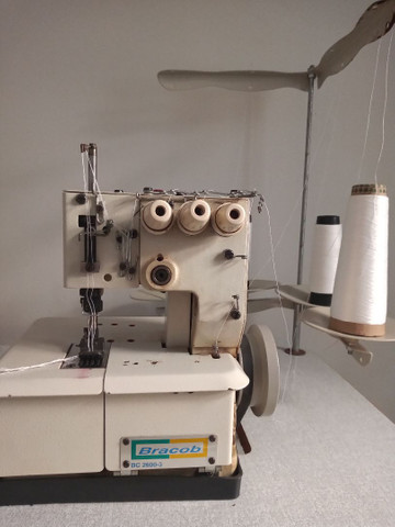 Máquina de costura Galoneira Bracob - Foto 4