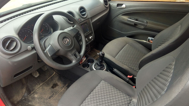 Saveiro Trendline 1.6 CD 2015 Volkswagen - Foto 5