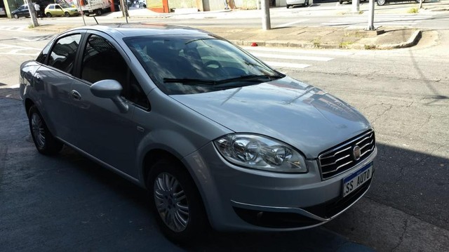 LINEA ESSENCE 1.8 FLEX 16V 4P