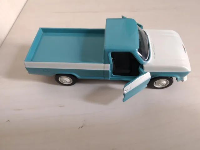 Miniatura - Chevrolet C15 - 1:43 (11 cm.) - Azul e Branca - Foto 2