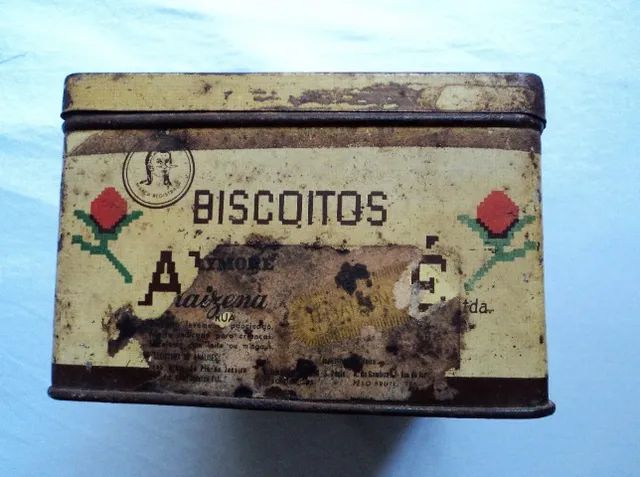 Antiga e Rara Caixa de Costura Original Lata de Biscoitos Aymoré anos 50 - Foto 3