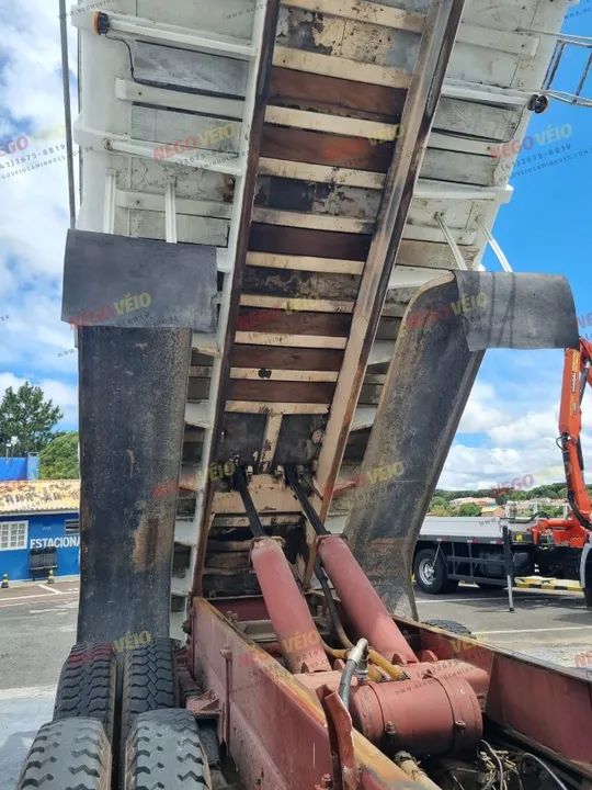 M. Benz L1618 Caçamba Ano/Modelo 1995/1996 - Foto 7