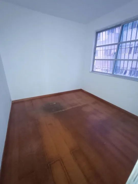 Apto de 2 Quartos com Piscina e Garagem. - Foto 4