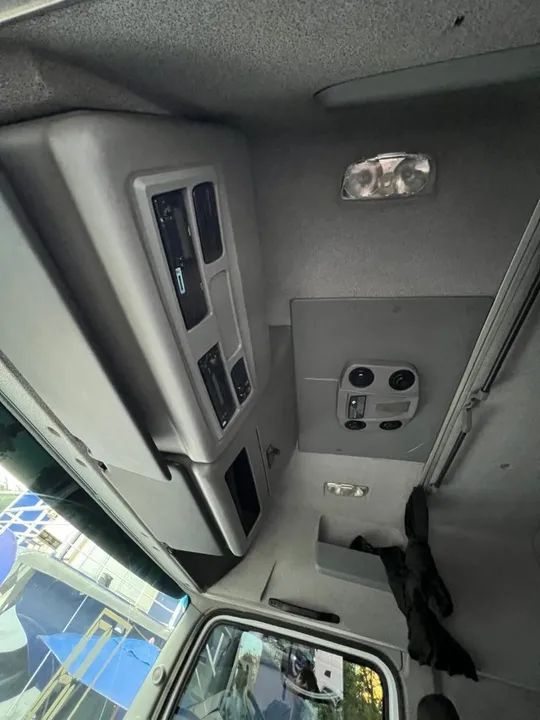 mb axor 2041 toco 2018 completo teto alto  - Foto 7