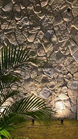 Revestimentos de Concreto Tipo Pedras e Outras Texturas / Cobogos Especiais