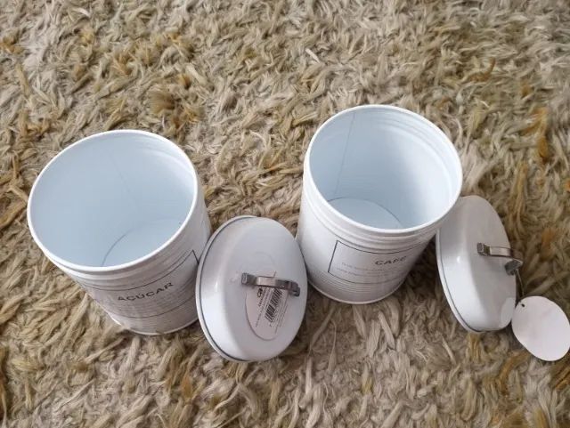 Conjunto Latas em Metal Café e Açúcar - Brancas - Foto 4