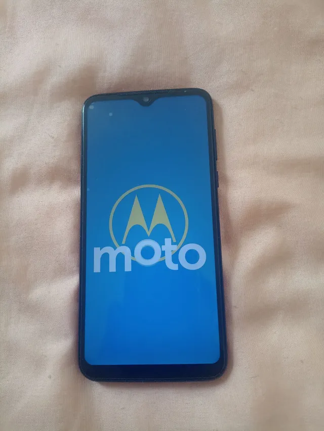 Usado: Motorola Moto G8 64GB Azul Capri Muito Bom - Trocafone - Celular  Básico - Magazine Luiza