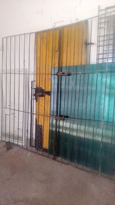 Portão de duas bandas, Segurança em Ferro 