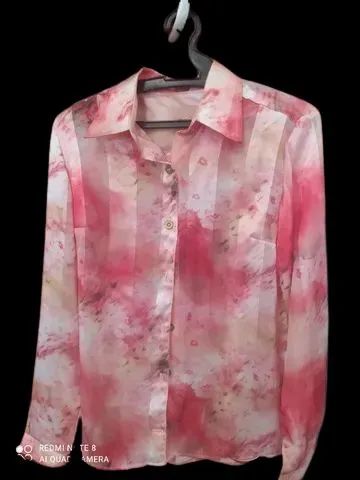 Camisa branca e rosa - Foto 2