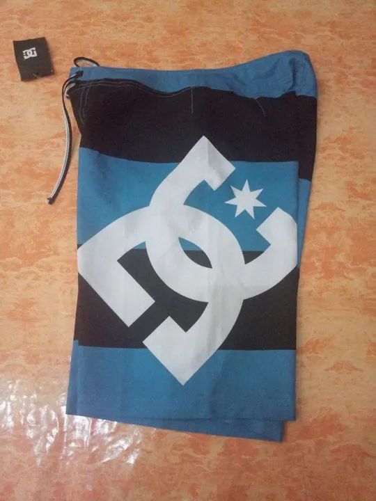 Bermudas originais importadas criança Puma e DC  - Foto 2