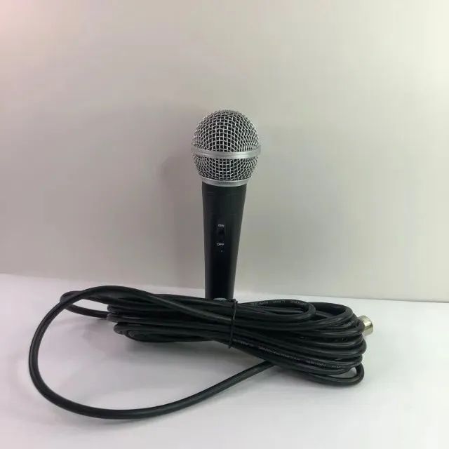 Temos microfones profissional com fio