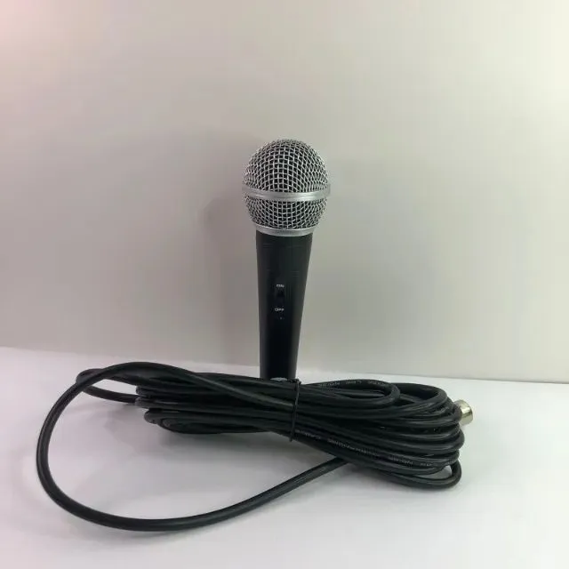 Temos microfones profissional com fio