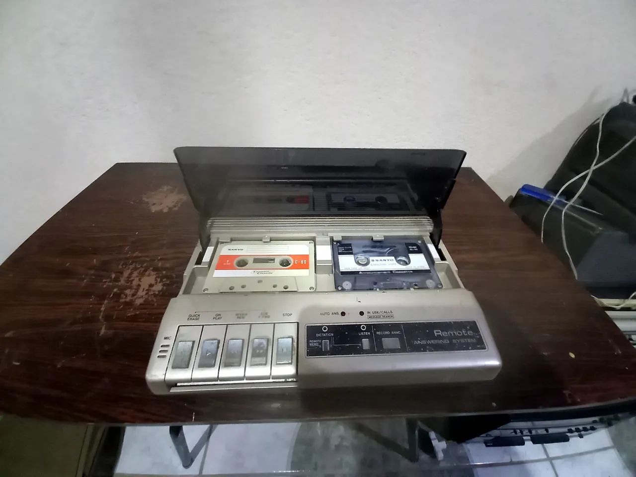 Old Electronic Secretary64751037612291121