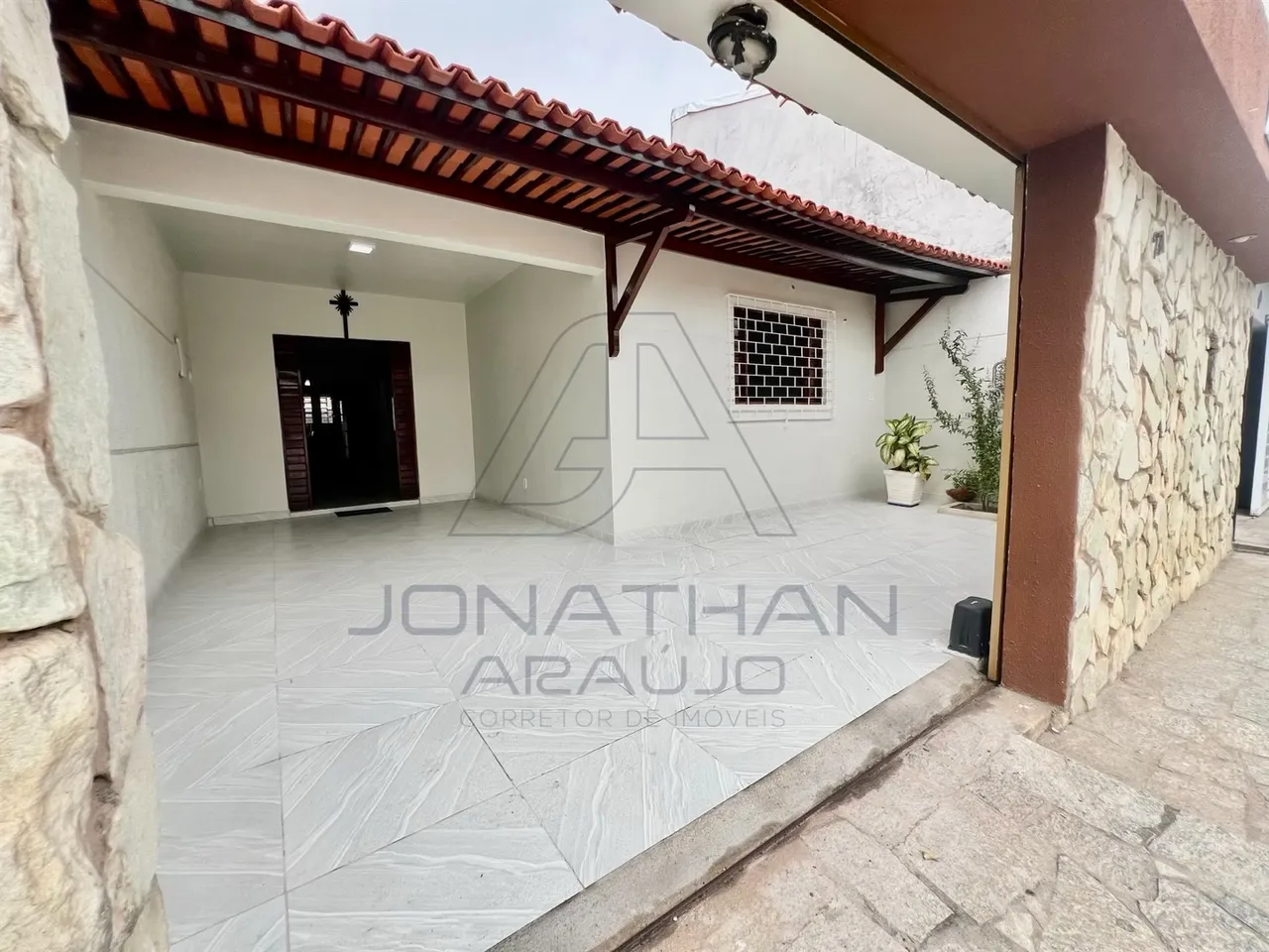 Casa no Poço/Jatiuca de 3/4 (2 saídas)
