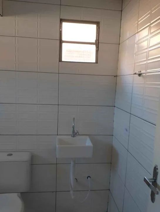 Vendo casa na estrutural - Foto 4