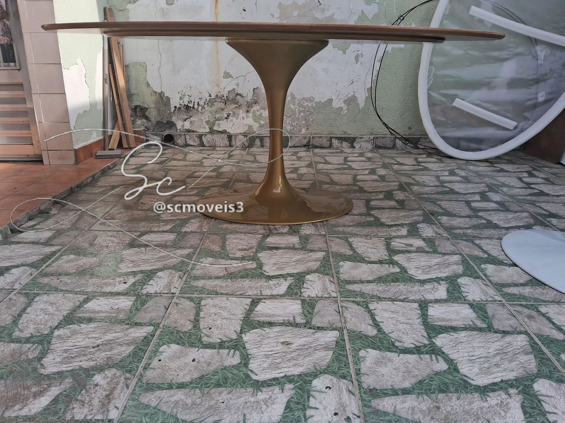 Mesa de Jantar Oval saarinen, tampo em mdf revestimento em freijo 180x1.00 - Foto 3