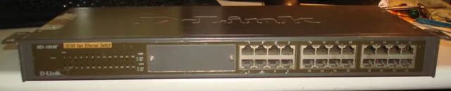  02 - Switch D-link 1024r 10/100-24 Portas e D-Link, Modelo DES-1024R - Foto 4