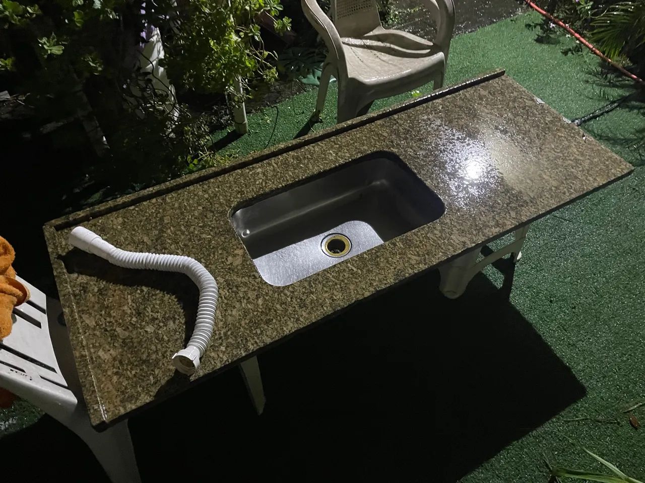 Pia de Granito com Cuba de Aço Inox - Foto 6