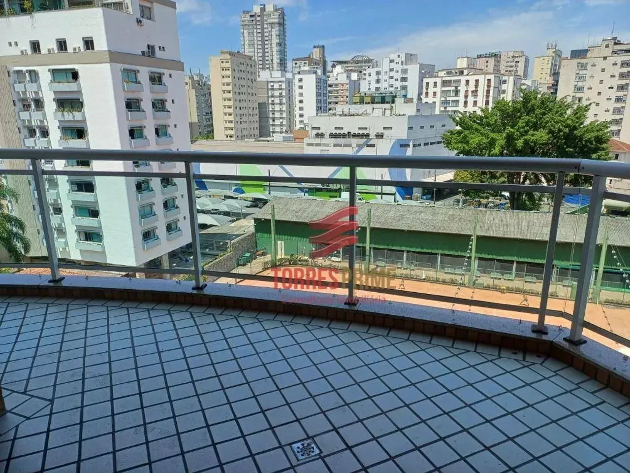 Apartamento com 3 dormitórios para alugar, 118 m² por R$ 9.334,75/mês - Boqueirão - Santos