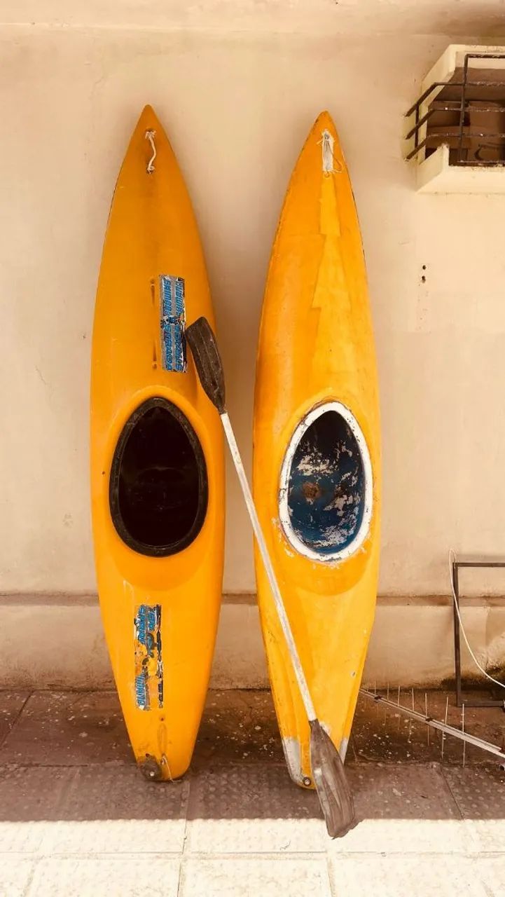 2 caiaques fibra de vidro