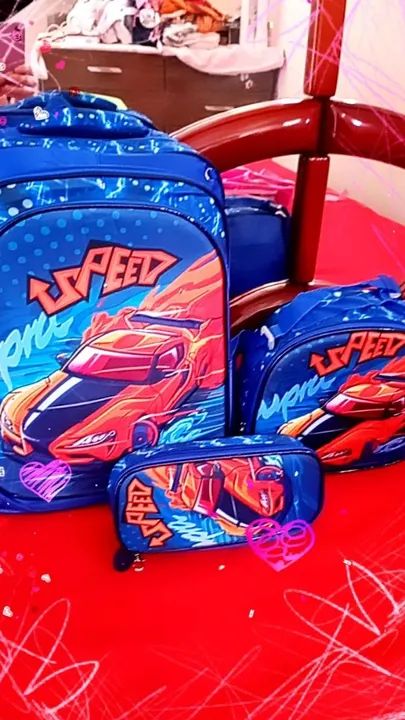 Mochila Infantil Speed com led + lancheira térmica + estojo .Apenas R$129,99 - Foto 2