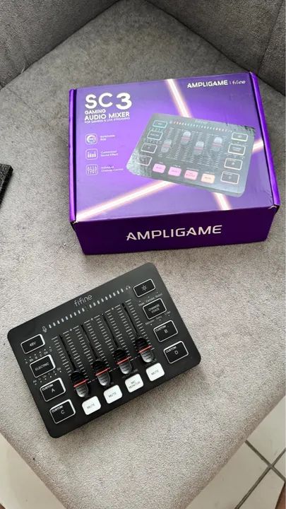 MIXER DE ÁUDIO GAMER