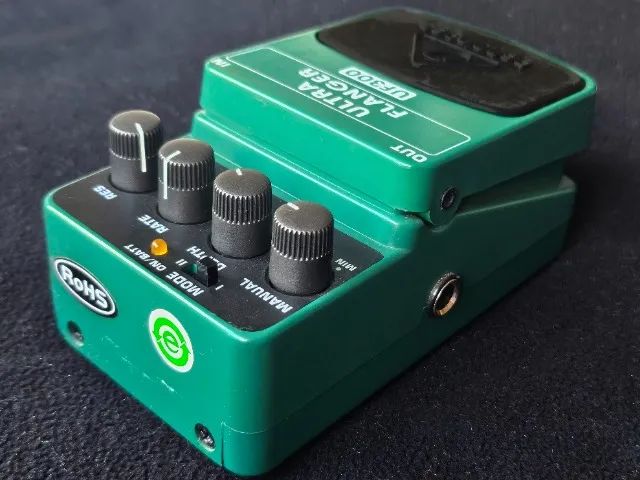 Pedal Behringer Ultra Flanger - Clone do Boss BF-2 - Foto 4