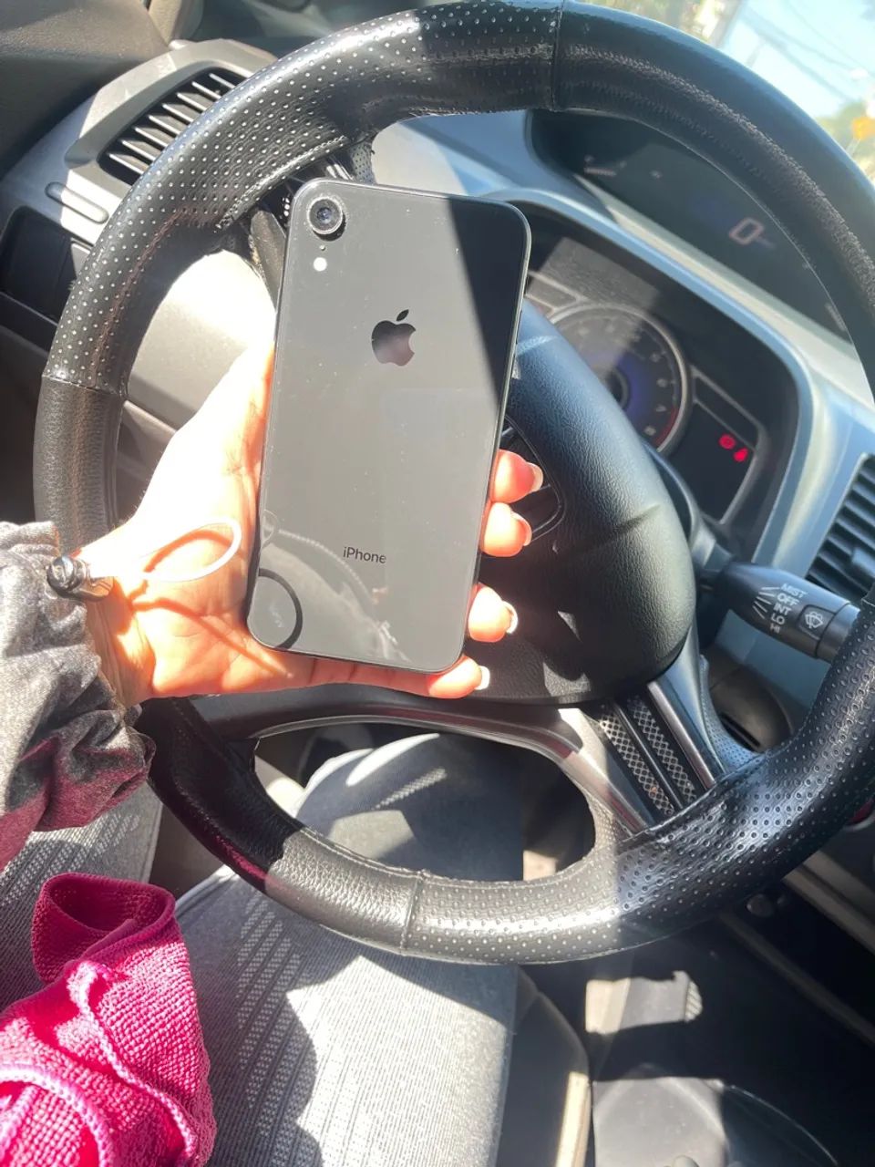 iPhone XR - Em perfeito estado - cinza - R$ 900,00  - Foto 5