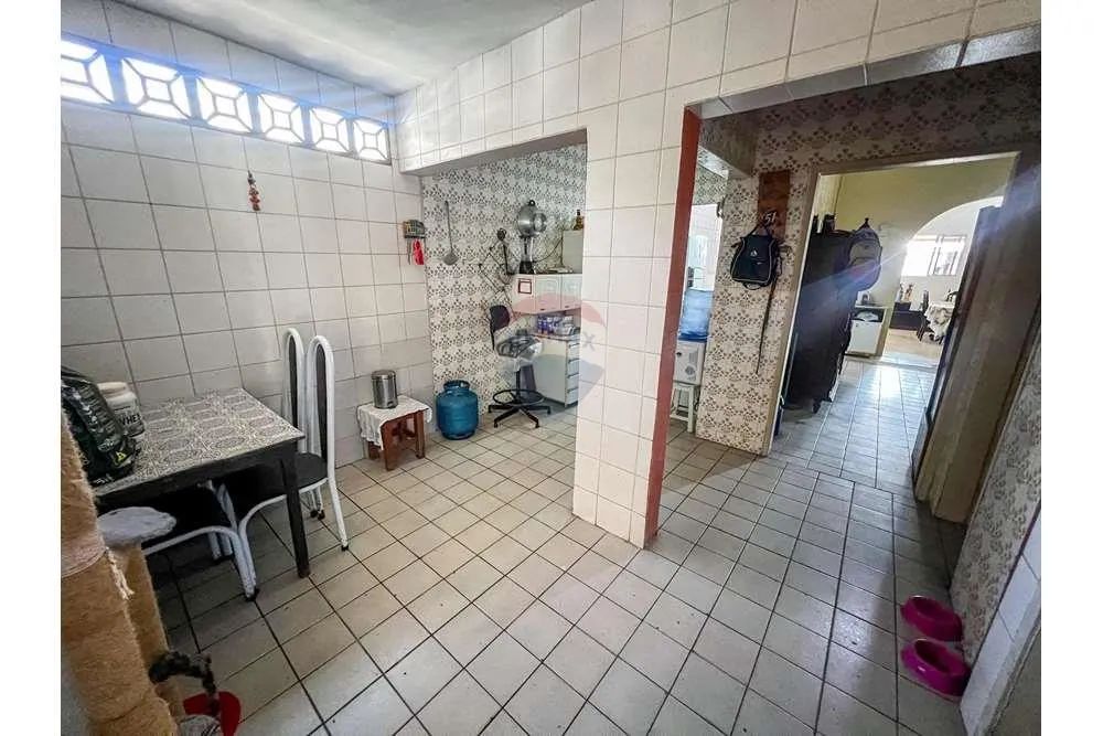 Seu Novo Lar em Setúbal: Espaçosa e Bem Localizada! - Foto 11