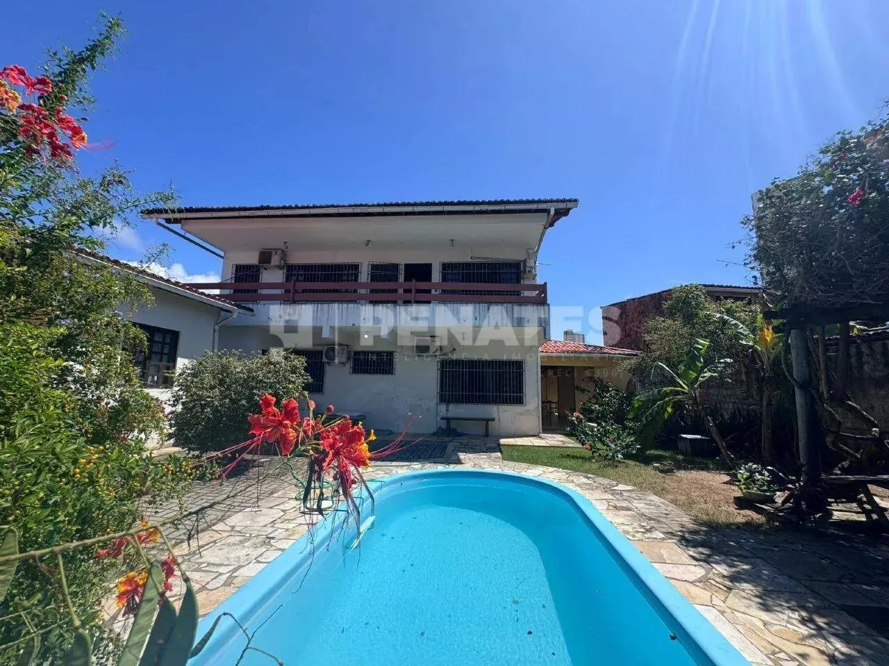 Casa ampla com Piscina e Terreno de 810m² em Ponta Negra Natal/RN