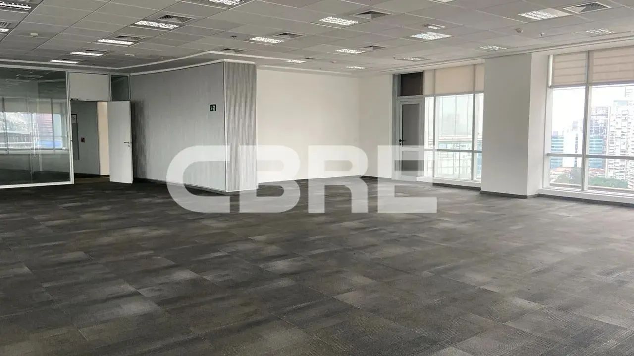 Conjuntos corporativos em Pinheiros com 528m² cada, com layout para ocupação da empresa.