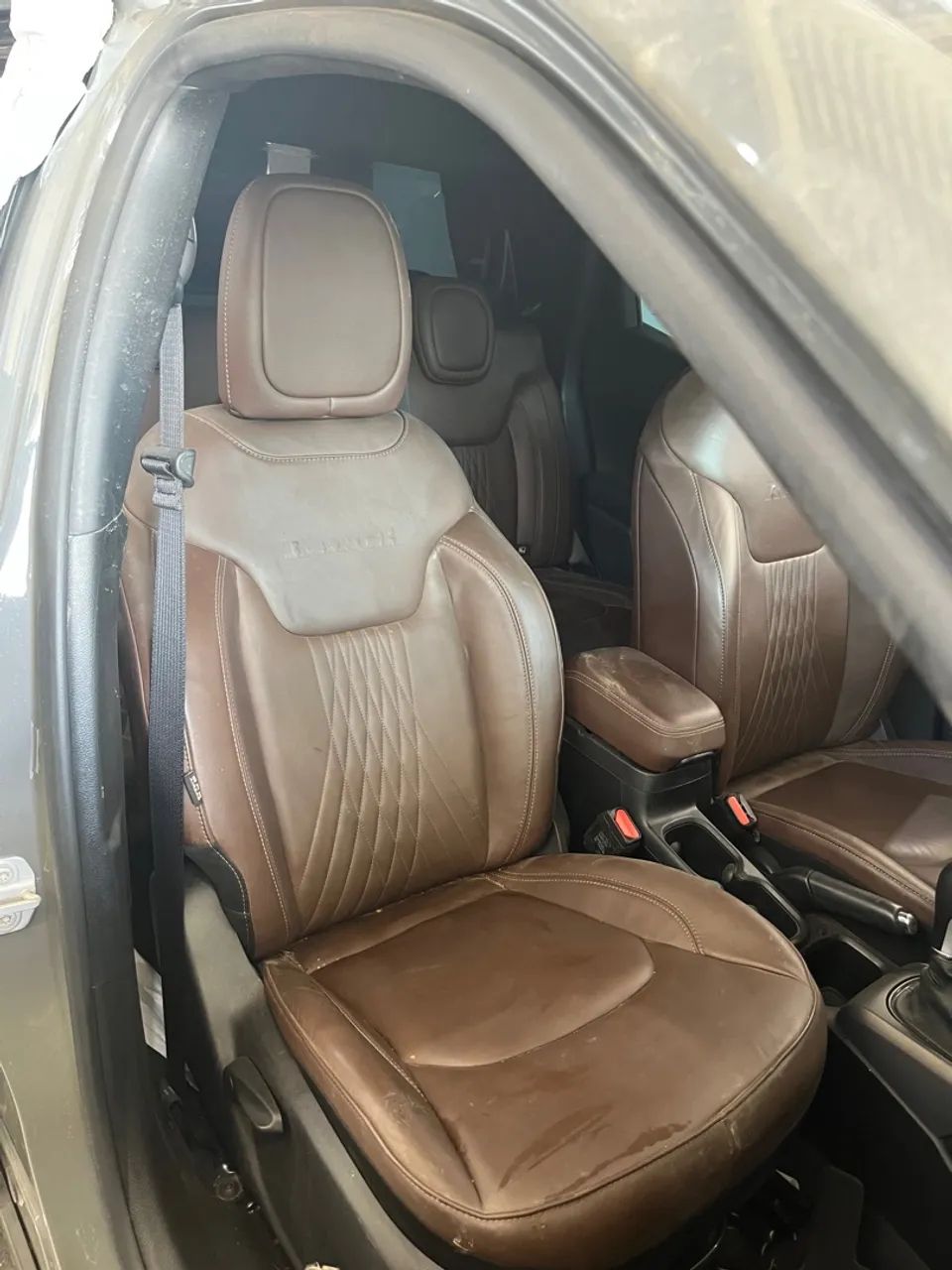 Jogo Banco De Couro Fiat Toro 2.0 2024  - Foto 5