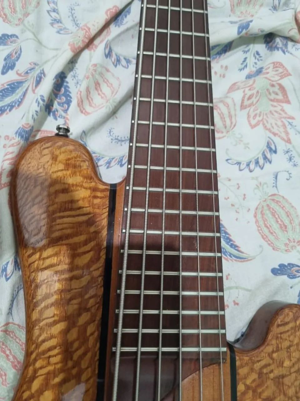 Contrabaixo jotilde captadores MG e circuito di Oliveira  - Foto 2