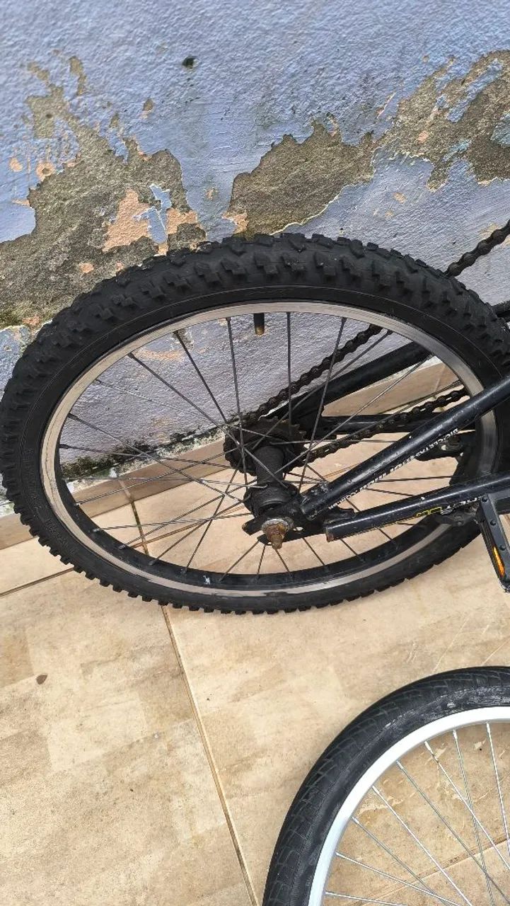 Bicicleta infantil para reparo ou retirada de peças 