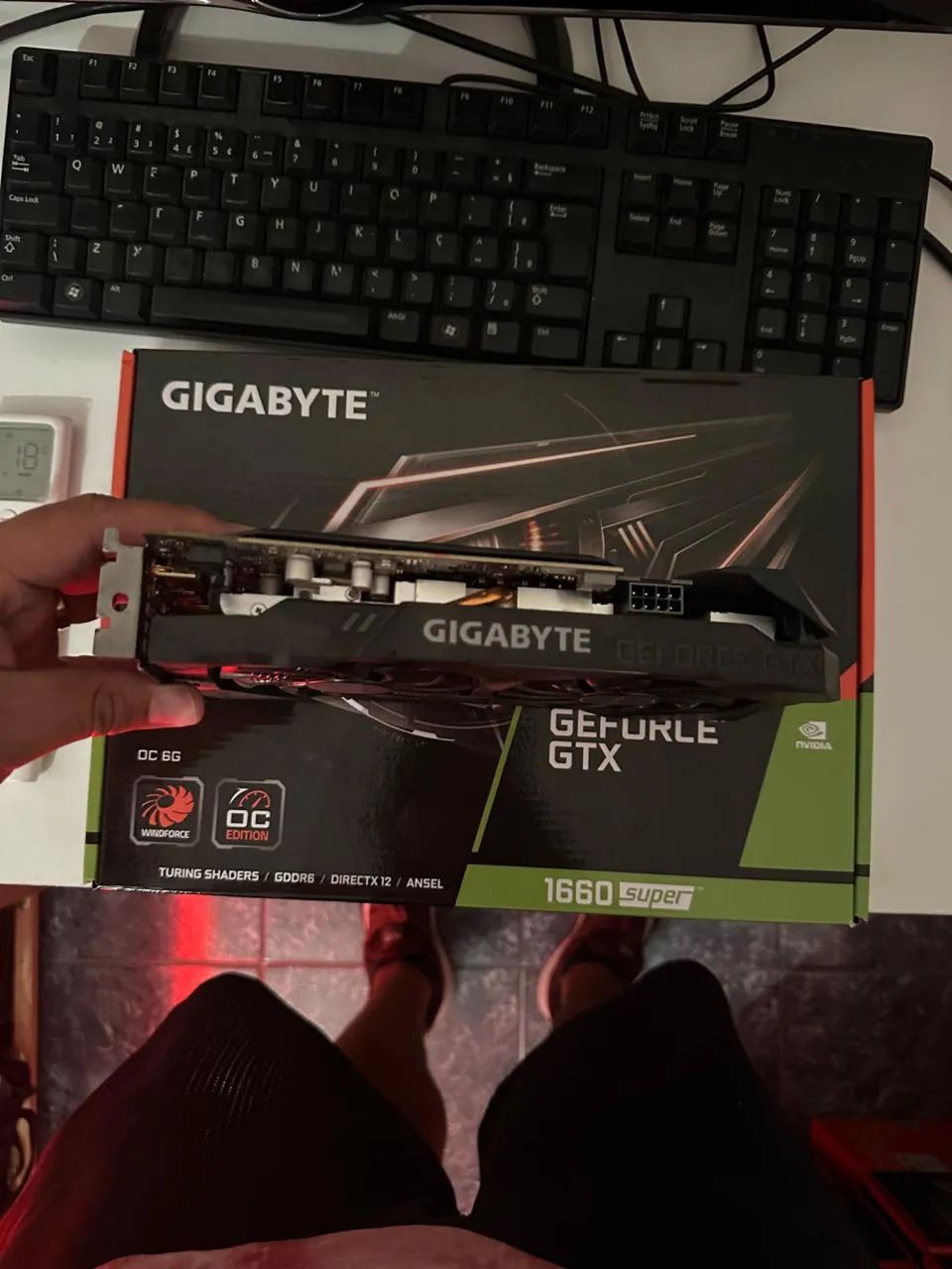Placa de vídeo gigabyte 1660 super 6 GB
