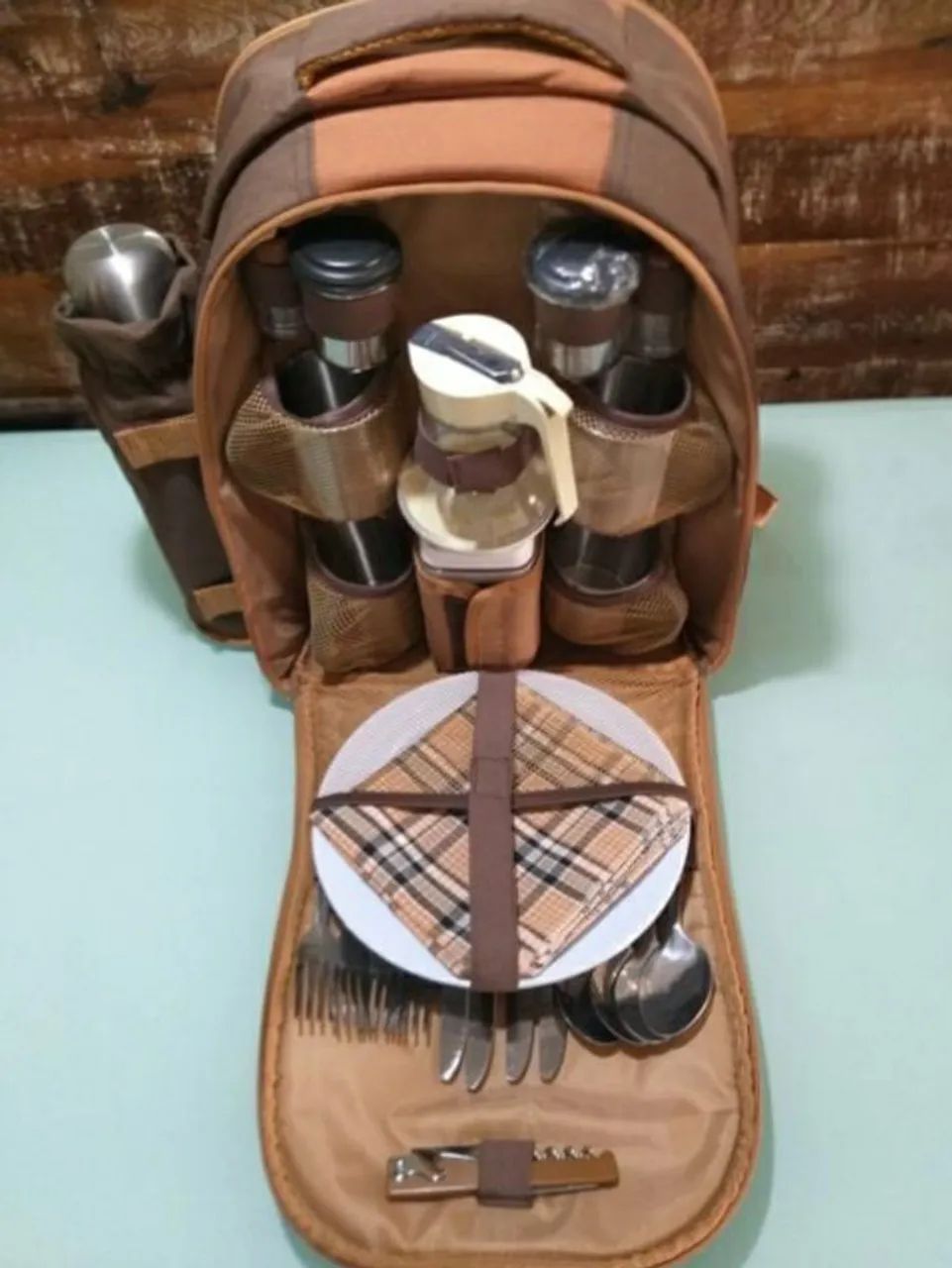 MOCHILA GRANDE PARA ACAMPAMENTO E VIAGENS, NOVA, MARCA UTILIZA.