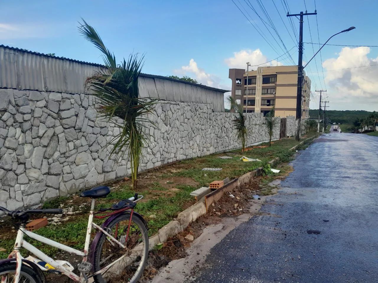 Terreno em Salinas de frente para o lago - Foto 3
