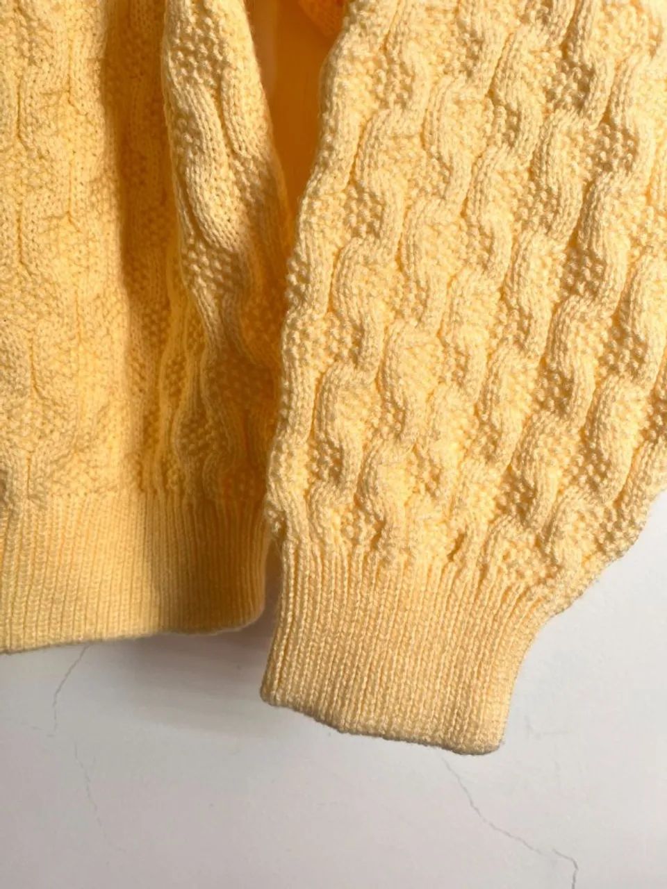 Pullover com estampa bordada - Foto 4