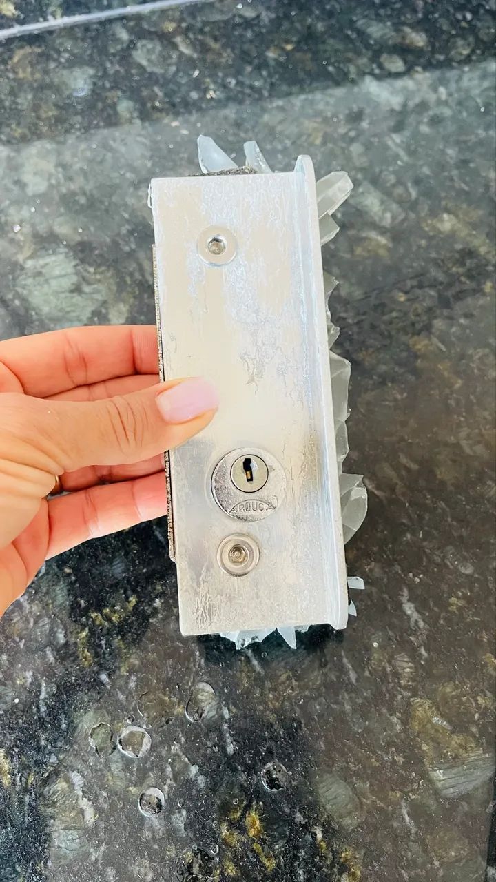 Puxador e fechadura de porta de correr de vidro  - Foto 3