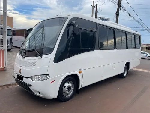 Micro onibus Marcopolo Sênior MB 915