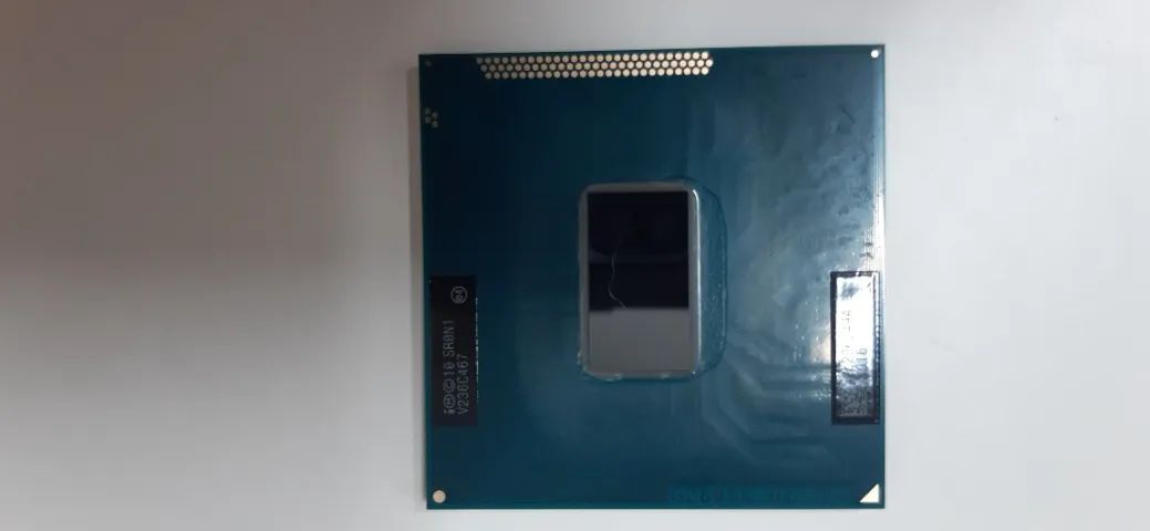 Processador Intel Core i3-3110M de 2.4 GHz