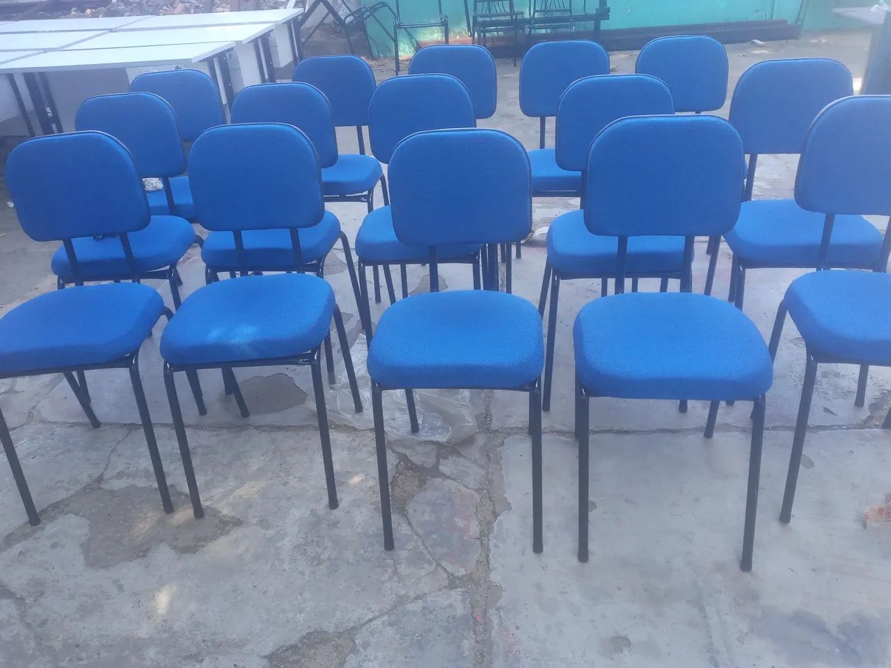Cadeiras de escritório almofadada  - Foto 3