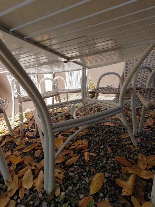 Conjunto de mesa e cadeiras de jardim 1,50m de diâmetro - Foto 4