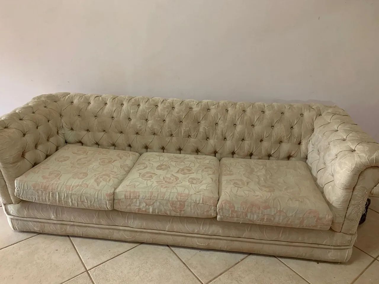 Vendo conjunto sofá antigo madeira maciça 