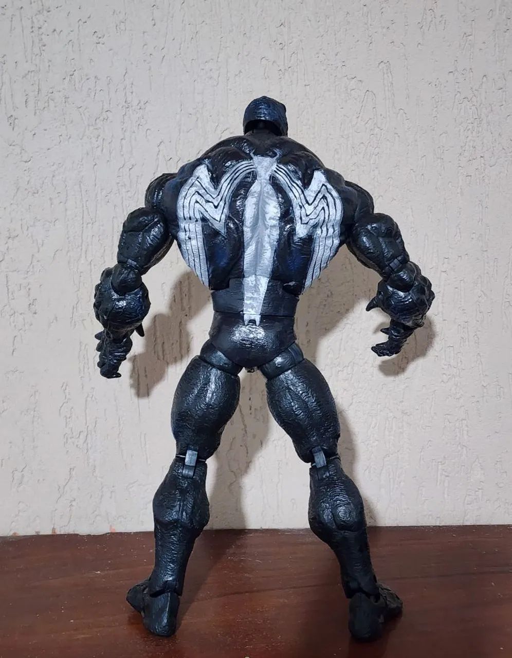 Figura Venom Marvel Legends Icons Séries  - Foto 4