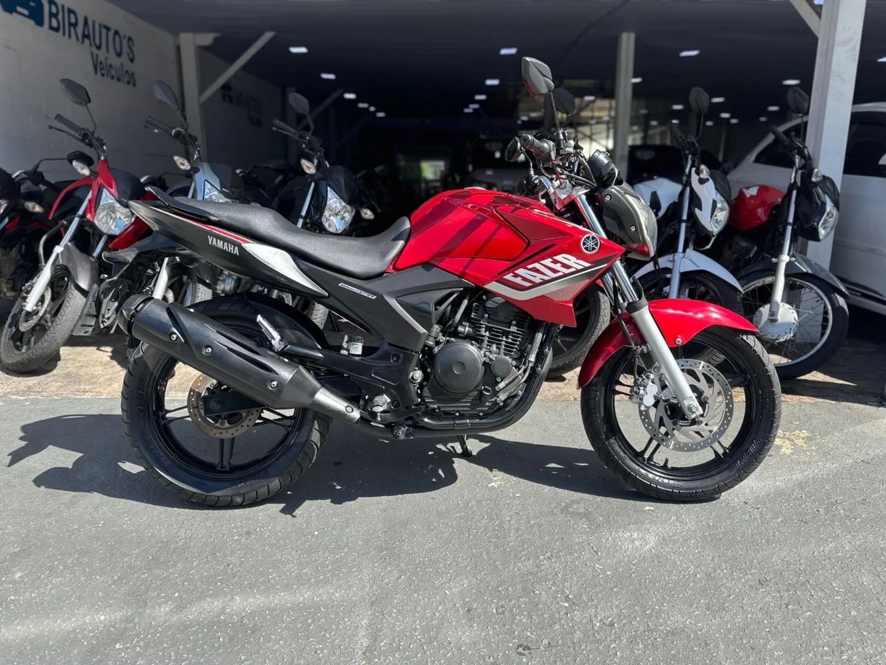 FAZER 250 2015
